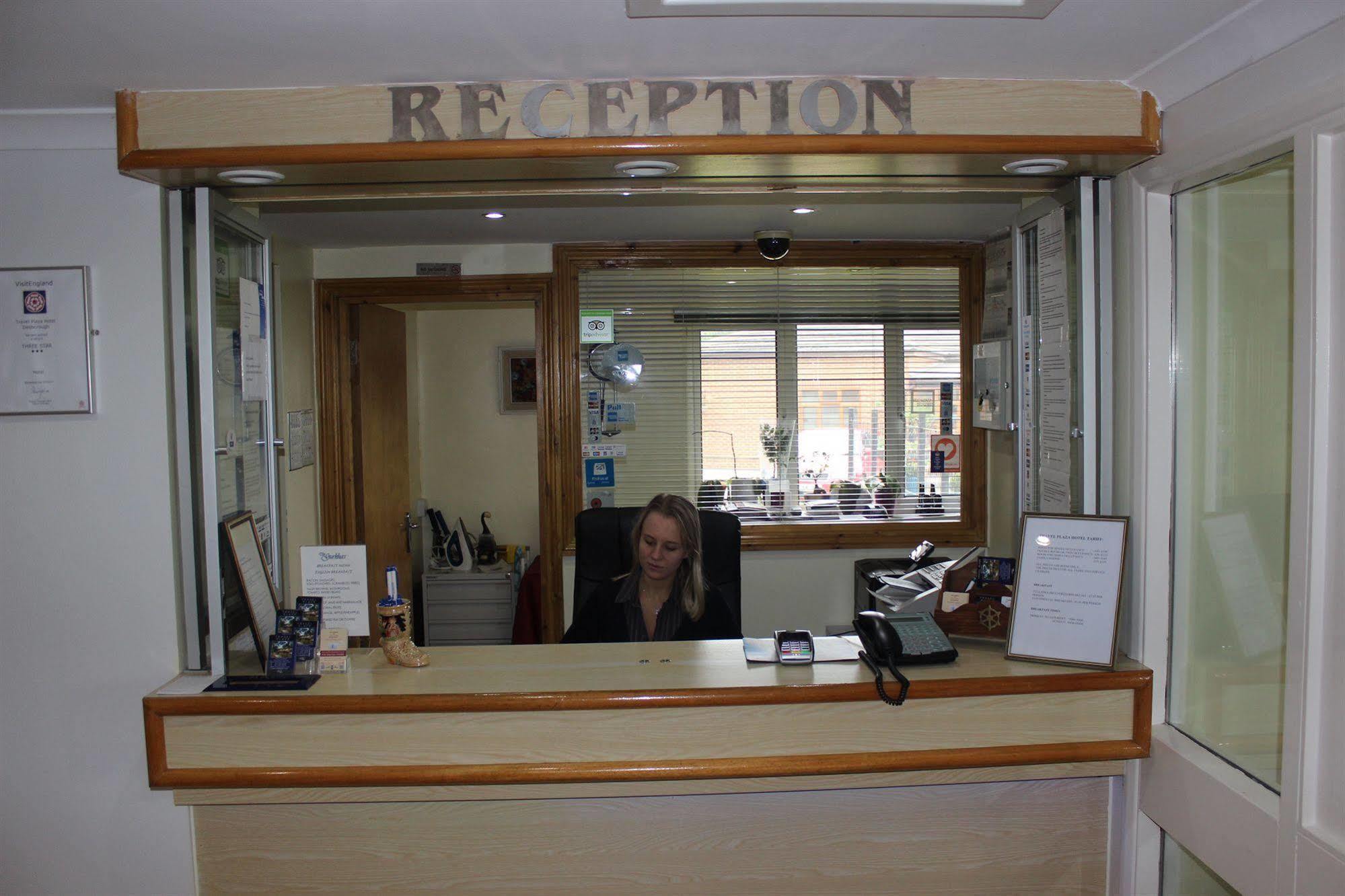 Travel Plaza Hotel Desborough Luaran gambar