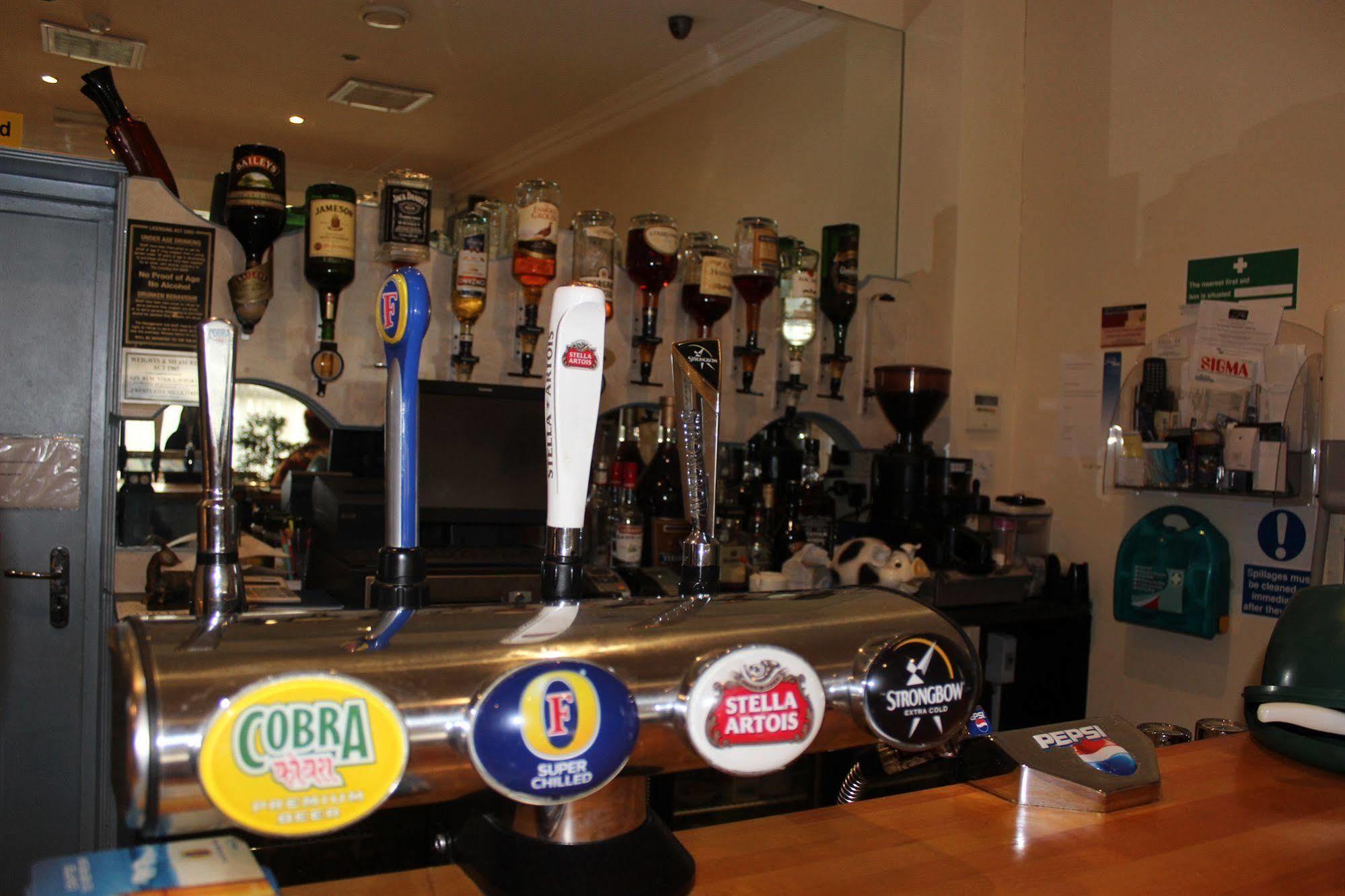 Travel Plaza Hotel Desborough Luaran gambar